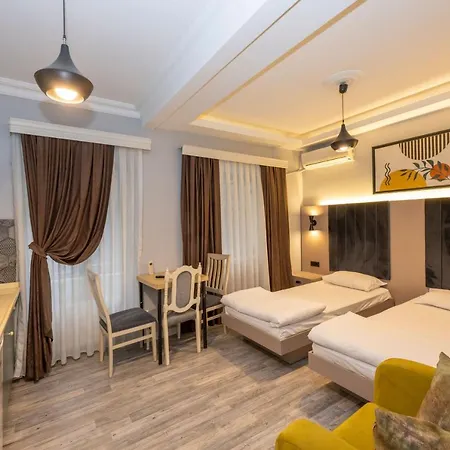 Cirrus Hotel