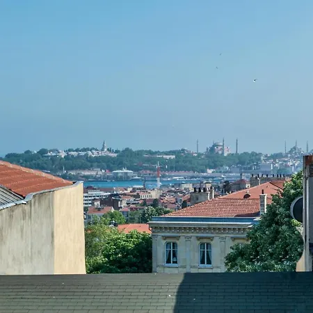 Cirrus * Istanbul