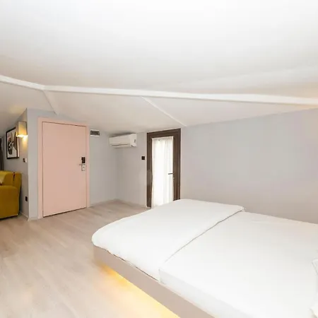 Cirrus Provincia di Istanbul